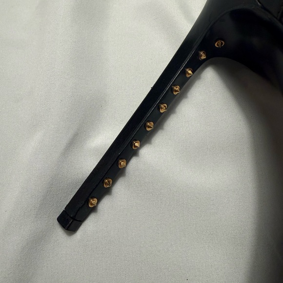 Saint Laurent Black Heeled Women's Shoes - Picture 3 of 10